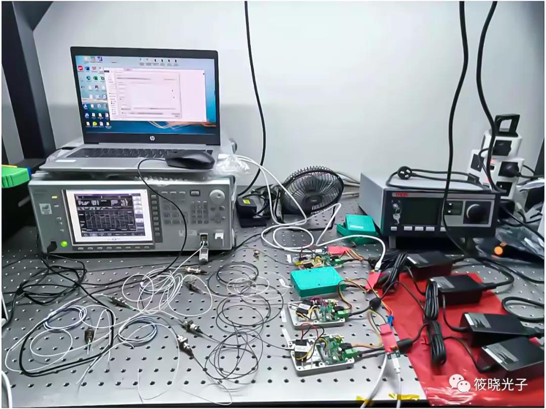 近红外超连续谱光源 - 304永利集团精品速递⑬