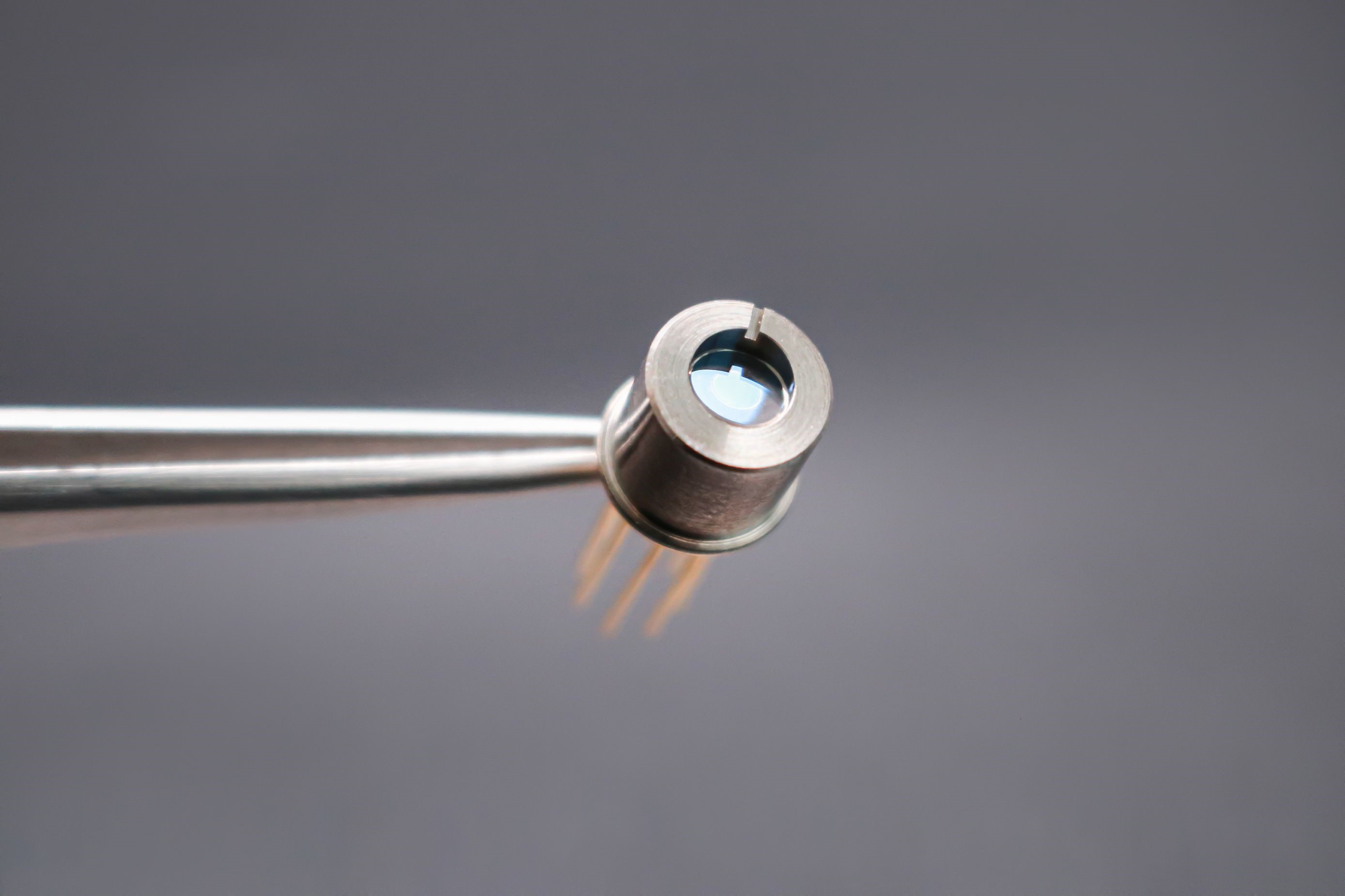 用于CO2气体监测的2004nm DFB激光二极管（TO39封装）