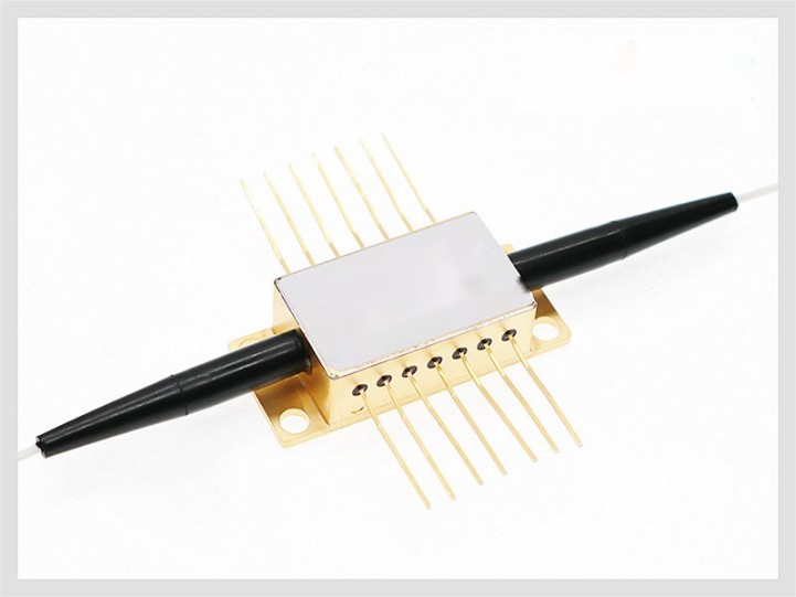 840nm半导体光放大器，非线性