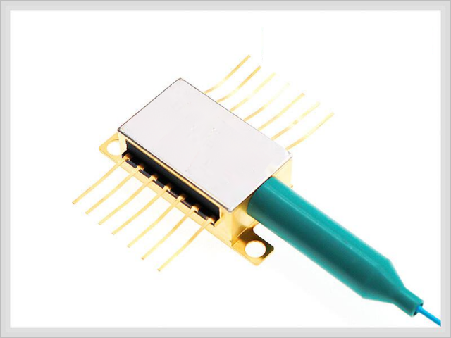 1565-1625nm PM DFB激光器