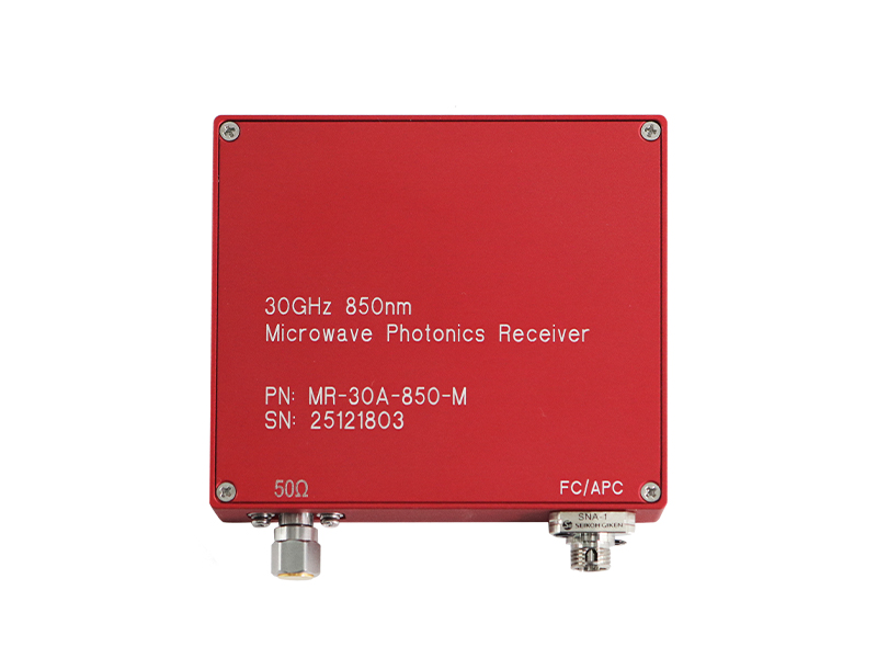 30 GHz 微波光子GaAs接收器（660-1100nm 超快光电探测器）